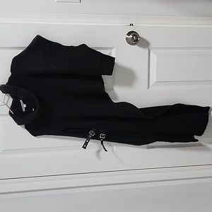 Dorayaki Asymmetrical Strap Detail Shawl (Lychee the label)